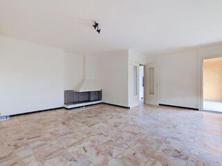  Appartement à louer 4 pièces 90 m²