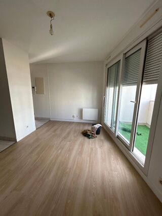  Appartement à louer 2 pièces 31 m²