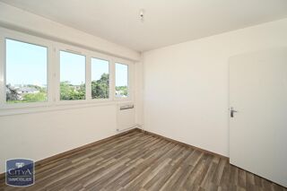  Appartement à louer 3 pièces 
