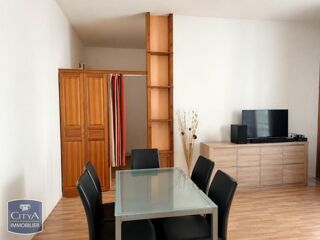  Appartement à louer 3 pièces 75 m²