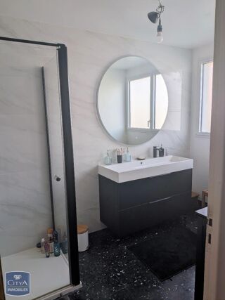  Maison à louer 6 pièces 153 m²