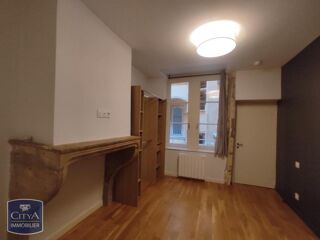  Appartement à louer 2 pièces 28 m²
