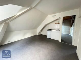  Appartement à louer 3 pièces 32 m²