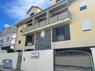  Appartement à louer 4 pièces 102 m²