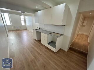  Appartement à louer 2 pièces 57 m²