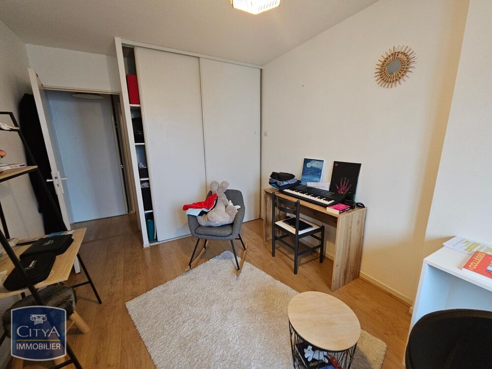 location Appartement - 3 pièce(s) - 63 m² Poitiers (86000)