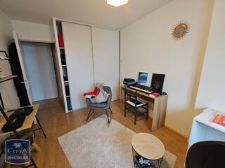  Appartement à louer 3 pièces 63 m²