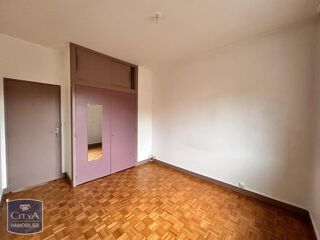 Appartement à louer 2 pièces 56 m²
