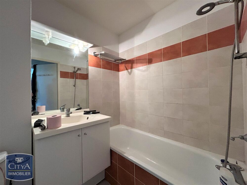location Appartement - 2 pièce(s) - 45 m² Cahors (46000)
