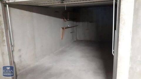  Parking / Garage � louer 