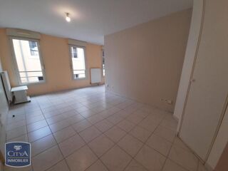  Appartement à louer 2 pièces 38 m²