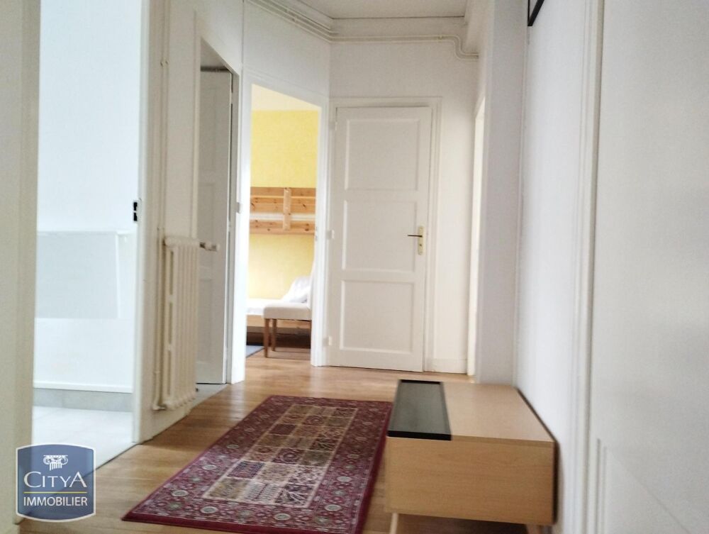 À LOUER : Découvrez cet appartement T3 idéalement situé ....