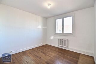  Appartement à louer 3 pièces 55 m²