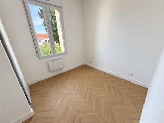  Appartement à louer 2 pièces 40 m²