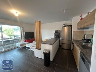 location Appartement - 2 pièce(s) - 54 m² Auriol (13390)