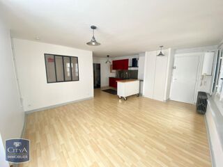  Appartement à louer 2 pièces 45 m²