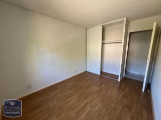  Appartement à louer 3 pièces 64 m²