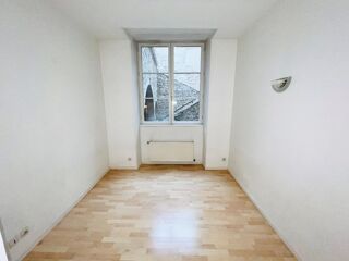  Appartement à louer 3 pièces 62 m²