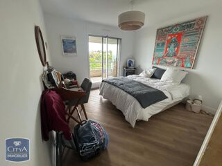  Appartement à louer 2 pièces 63 m²