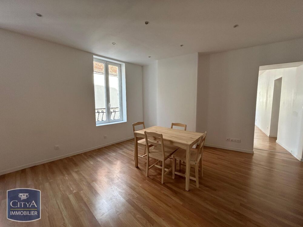 À LOUER - Bel appartement T3 meublé entièrement rénové à....