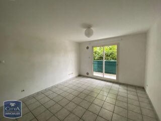  Appartement à louer 2 pièces 39 m²