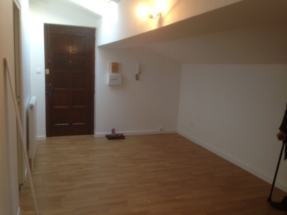 LYON 9 - APPARTEMENT T2 DE 54M² - PROCHE COMMERCES - LYO....