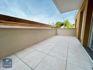  Appartement à louer 2 pièces 42 m²