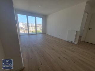  Appartement à louer 2 pièces 40 m²