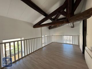  Appartement à louer 2 pièces 55 m²