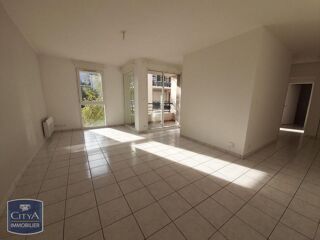  Appartement à louer 3 pièces 60 m²
