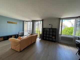  Appartement à louer 3 pièces 85 m²