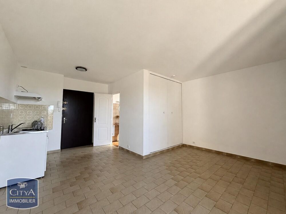location Appartement - 1 pièce(s) - 27 m² Marignane (13700)