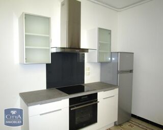  Appartement à louer 4 pièces 82 m²