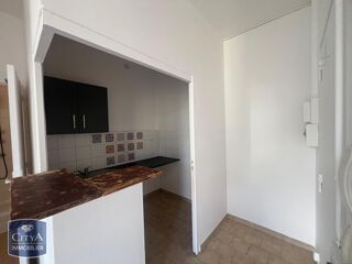 location Appartement - 2 pièce(s) - 50 m² Marseille 5