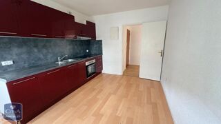  Appartement à louer 4 pièces 82 m²