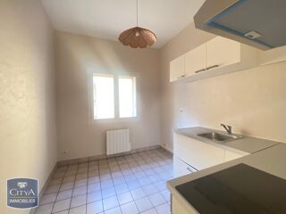  Appartement à louer 3 pièces 73 m²