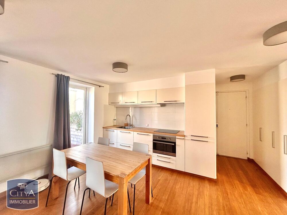 location Appartement - 2 pièce(s) - 41 m² Marseille 5