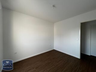  Appartement à louer 3 pièces 64 m²