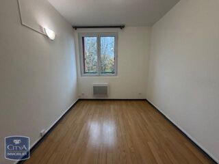  Appartement à louer 3 pièces 58 m²