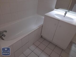  Appartement à louer 3 pièces 63 m²
