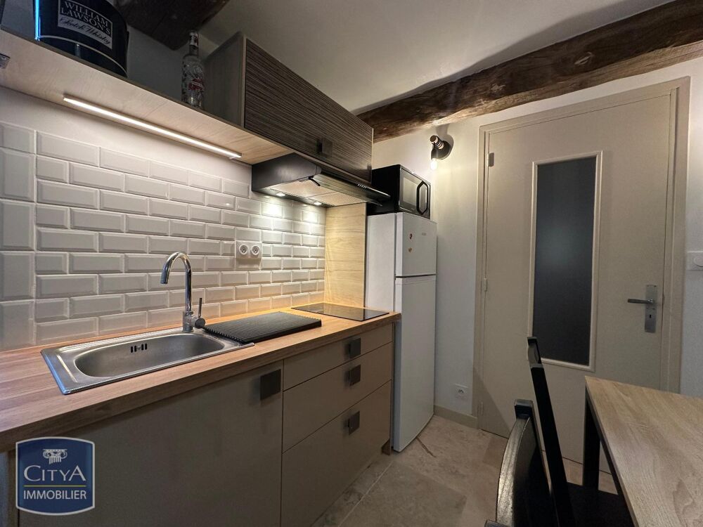 À LOUER : Charmant appartement T1 meublé et rénové à Roq....