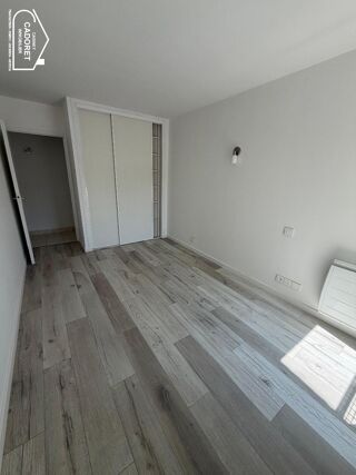  Appartement à louer 3 pièces 70 m²