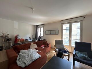  Appartement à louer 4 pièces 90 m²