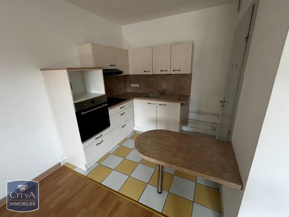 T2 lumineux de 47 m² avec grande terrasse - Rue Engelbre....