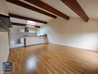  Appartement à louer 3 pièces 75 m²