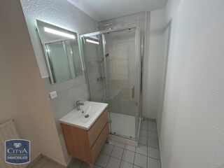  Appartement à louer 2 pièces 42 m²
