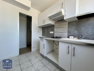  Appartement à louer 1 pièce 28 m²
