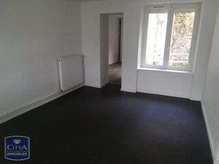  Appartement à louer 4 pièces 57 m²
