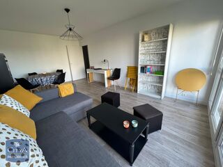  Appartement à louer 3 pièces 69 m²
