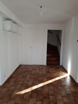  Maison à louer 4 pièces 108 m²